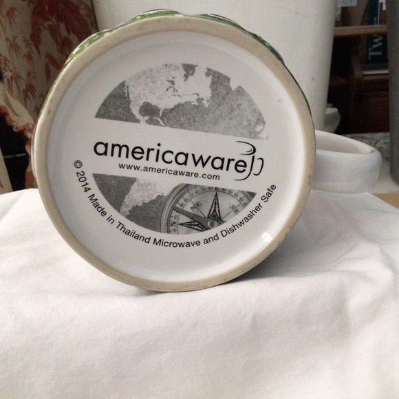 PRECIOUS Large White Mug Cup Americaware 2014 BICHON FRISE Dog Color Photo - Picture 3 of 10